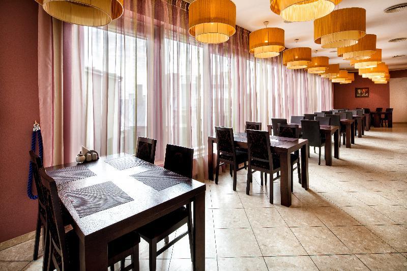 City Hotel Teater 리가 외부 사진