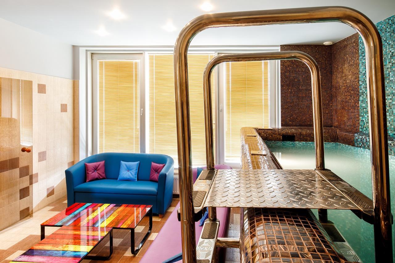 City Hotel Teater 리가 외부 사진